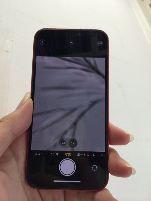外見からは分からないiPhoneのカメラ割れ – iPhone修理赤坂ならス