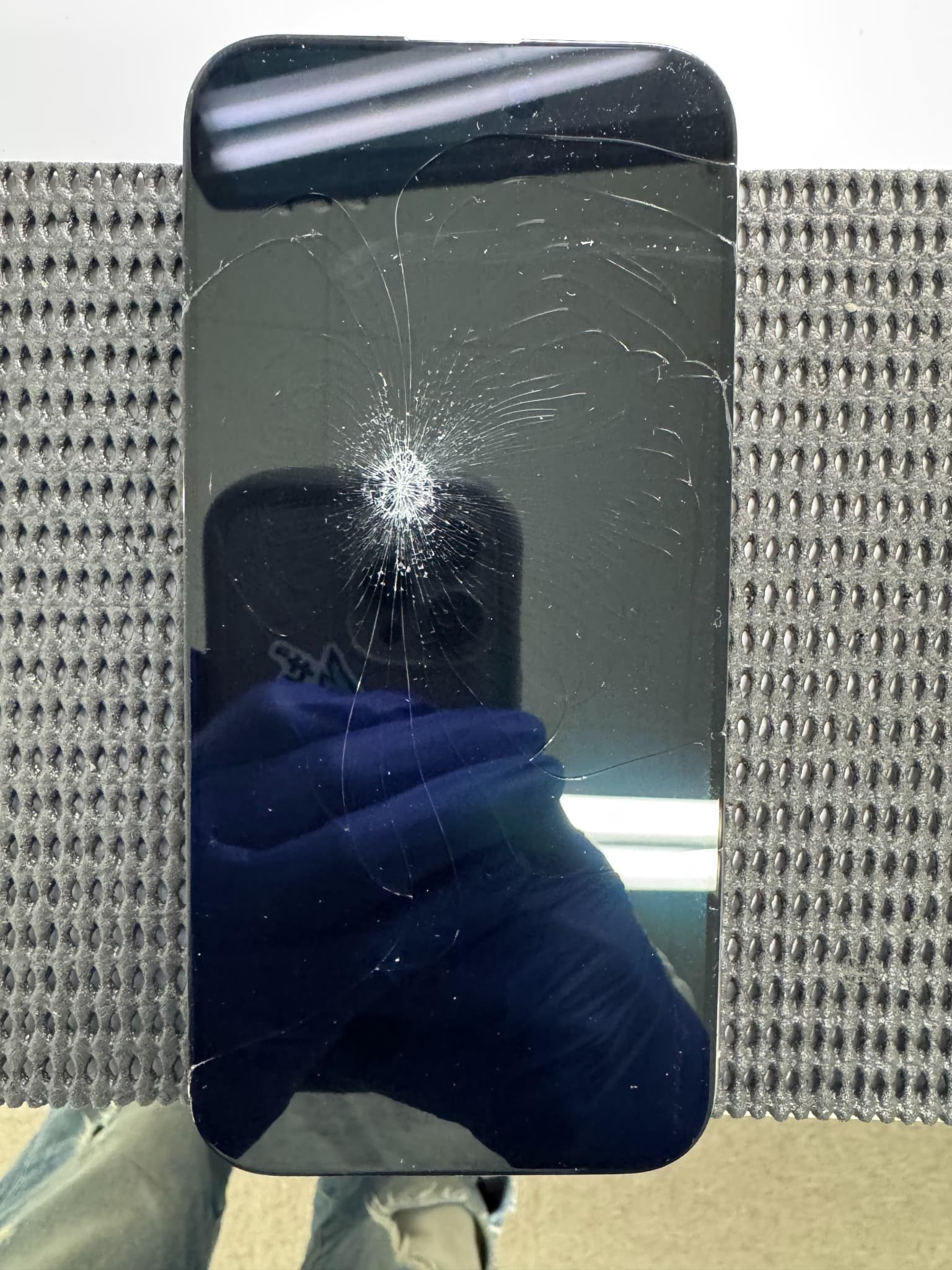 旭川市でiPhone15 Proの画面交換ならスマートクリアMEGAドン・キホーテ