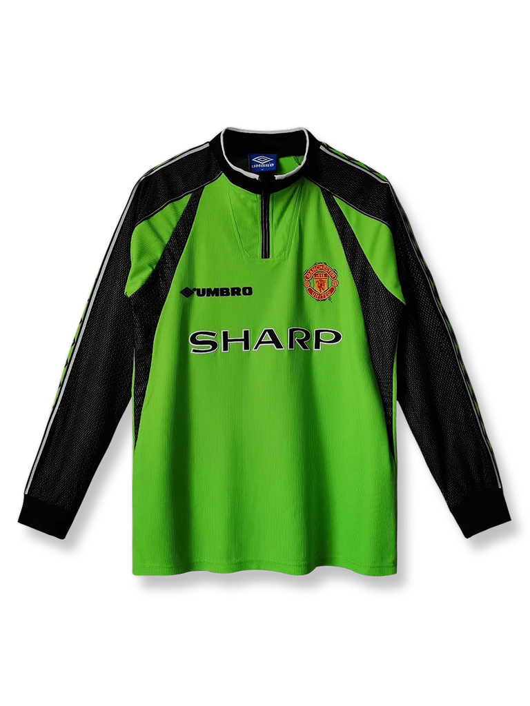 199899-pessoa-cluballez-