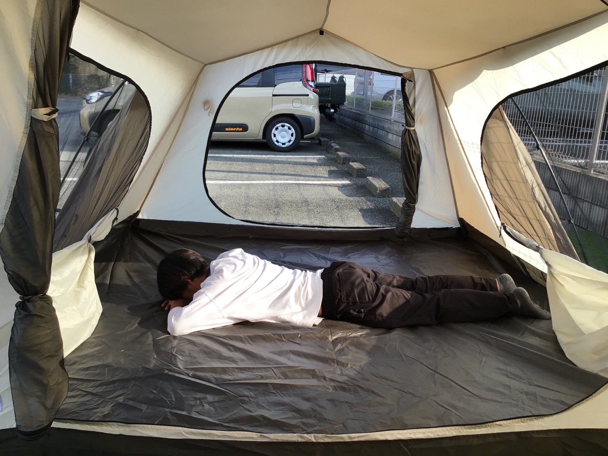 インナーテントが2つ？！】サバティカルの2ルームテント「ギリア」のご