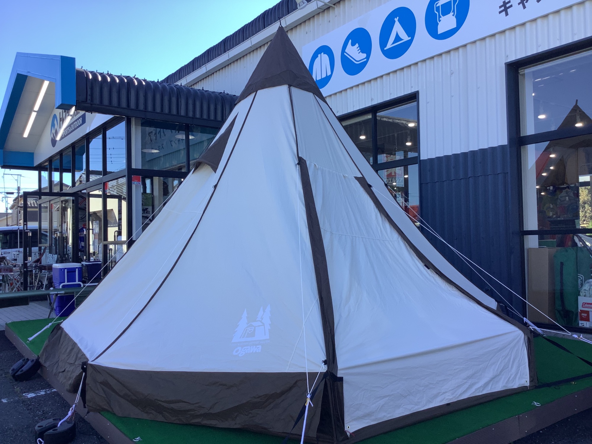 オガワ人気ワンポールテント！秋冬キャンプで活躍のピルツ15TC[2022.11