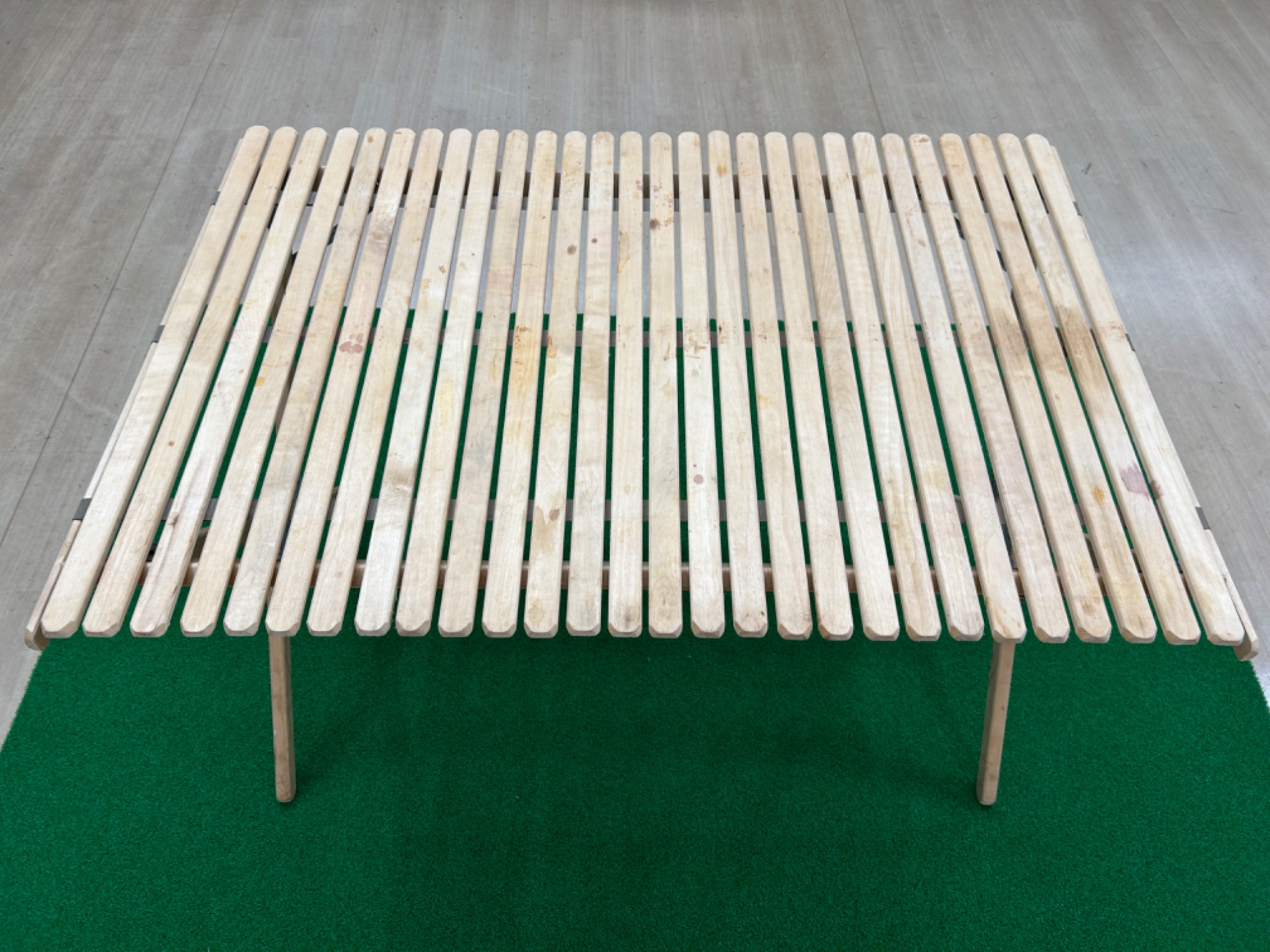 アメリカ産テーブル。100年以上の歴史あるバイヤーオブメインの