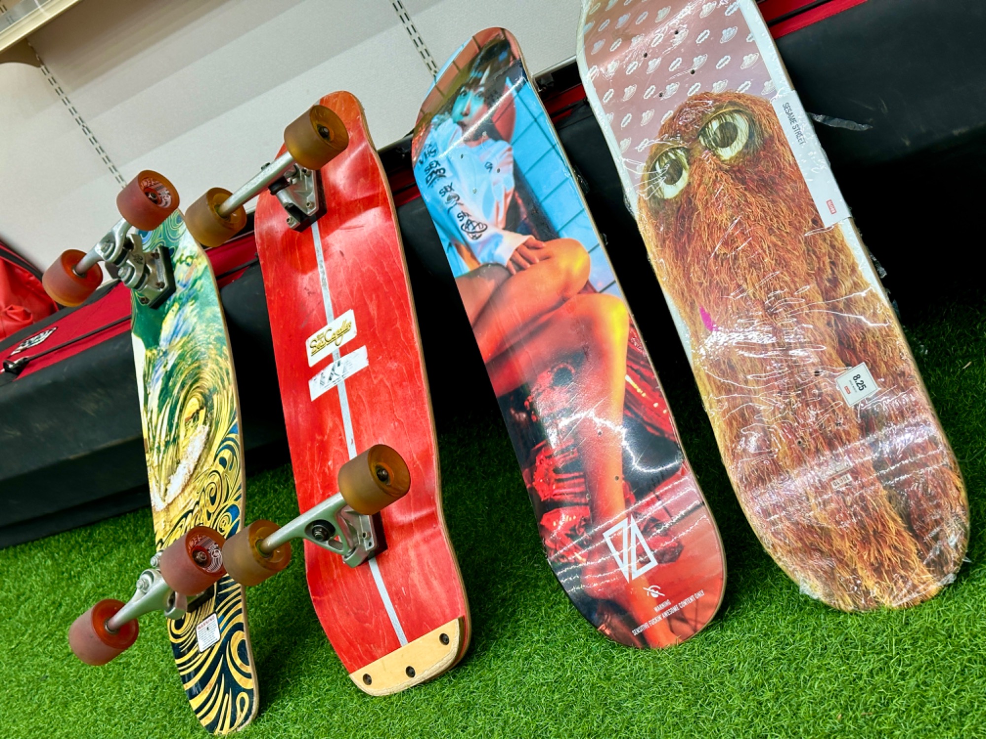 滑ってこうぜ！柏店オススメ【スケートボード】4点のお届け♪[2025.07