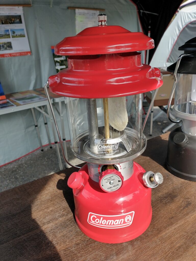 コールマン定番の286Aランタンの年代別比較と違いを徹底検証！｜トレ