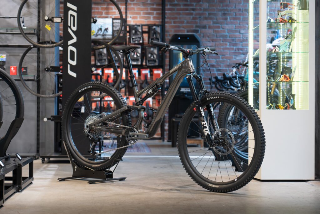 革新的なGenieサスペンションを搭載したStumpjumper 15が新登場