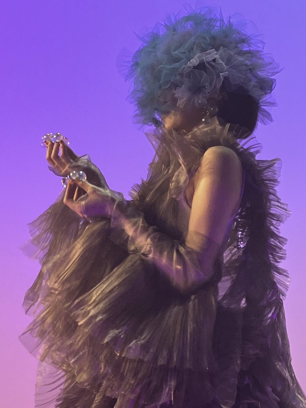 Cocco史上最長となった25周年ベストツアーの映像化が決定 | SPICE