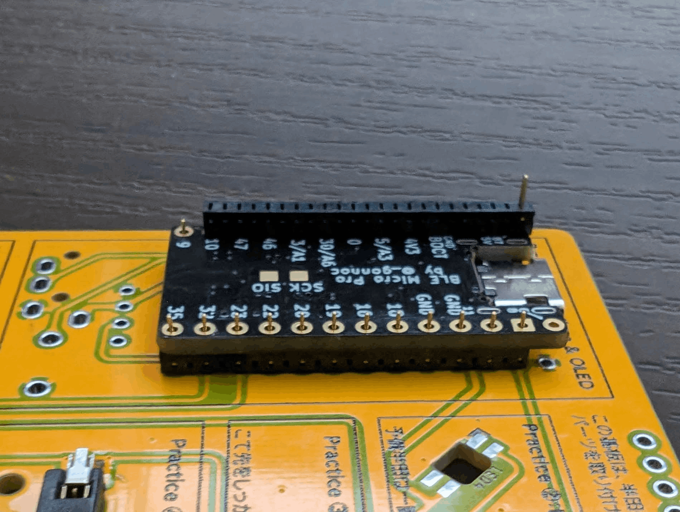 BLE Micro Pro (自作キーボード無線化キット) のメモ