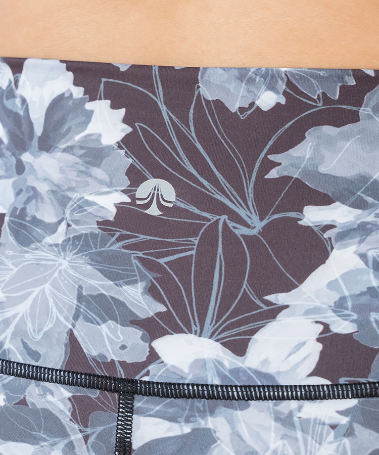 SUKALA】プルオーバー付きトリプルセットアップ(XS・S・LLサイズ