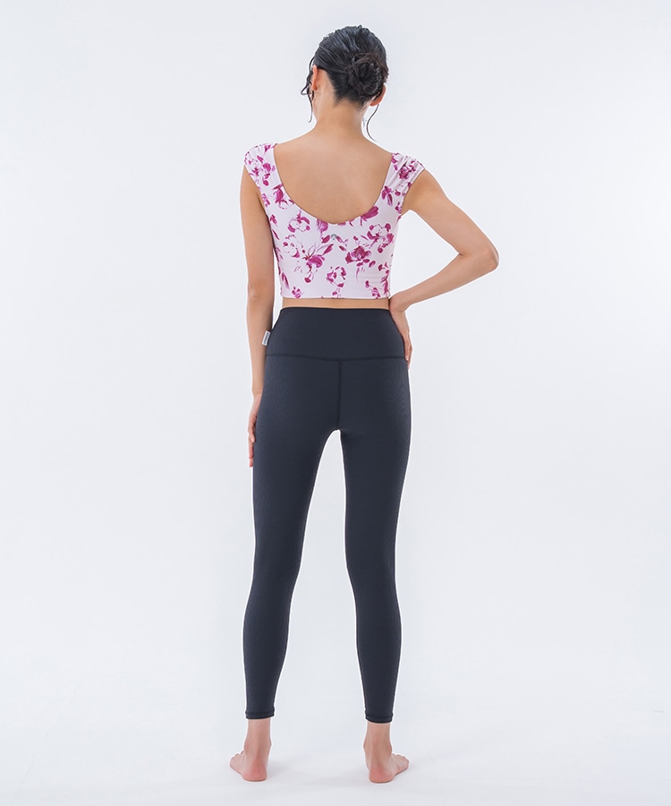 SUKALA】クロップドタンク＆レギンスセットアップ: ヨガウェアLAVA公式