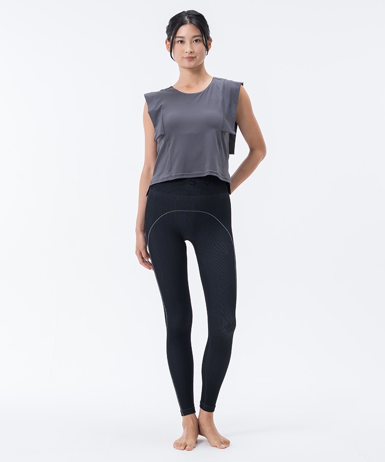 SUKALA】カップ付きウイングショルダートップス(S・M・Lサイズ