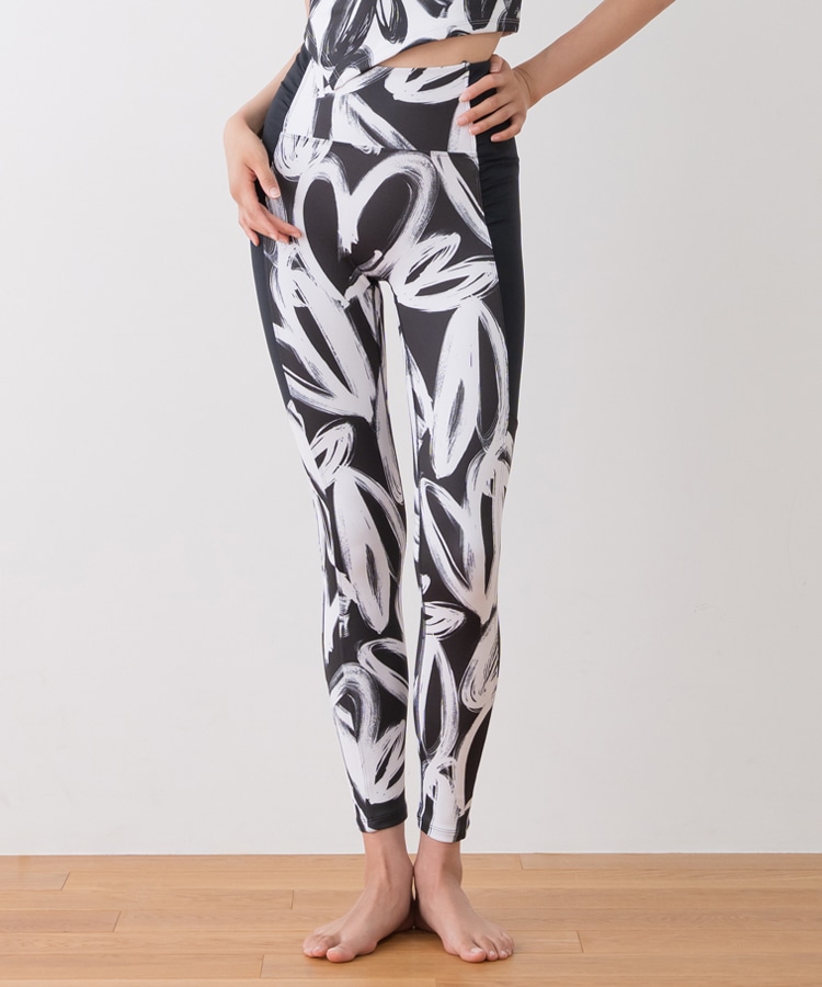 SUKALA】ハートプリントサイドギャザーレギンス(XS・Lサイズ ベージュ