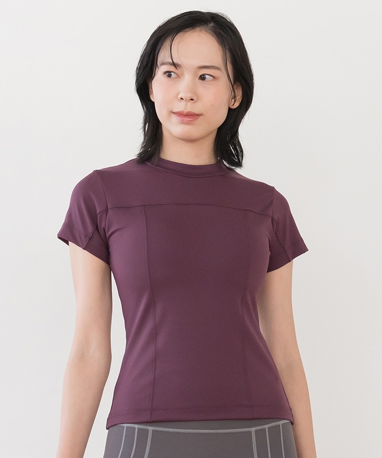 SUKALA】カップ付きミニハイネックTee(S・Mサイズ ボルドー・ホワイト