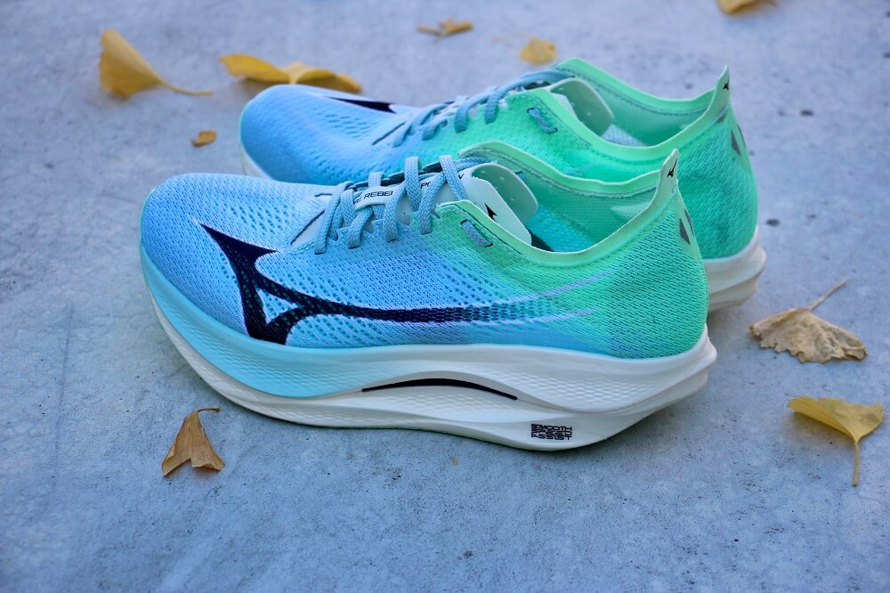 ミズノ「WAVE REBELLION PRO 3」＆「WAVE REBELLION PRO LOW」発売