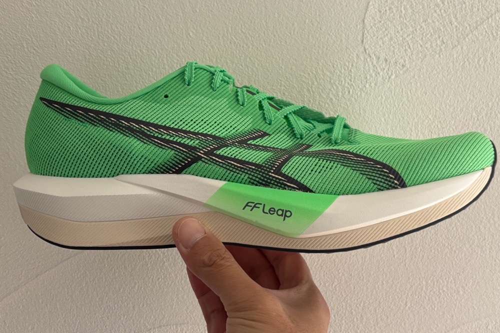 新たなトレンド“中厚底”への注目の一足 ASICS MAGIC SPEED 5（マジック