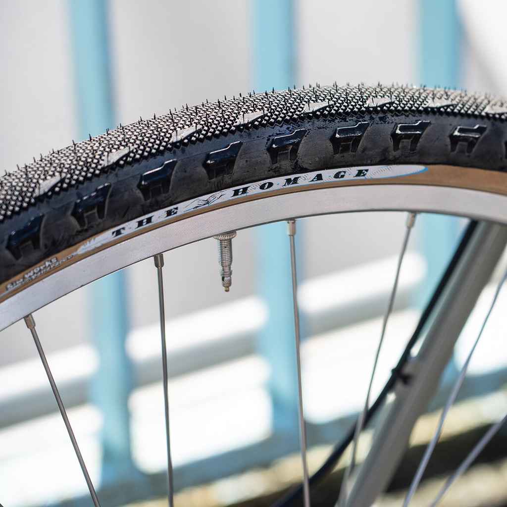 SIM WORKS* the homage tire (black/tan) - BLUE LUG ONLINE STORE