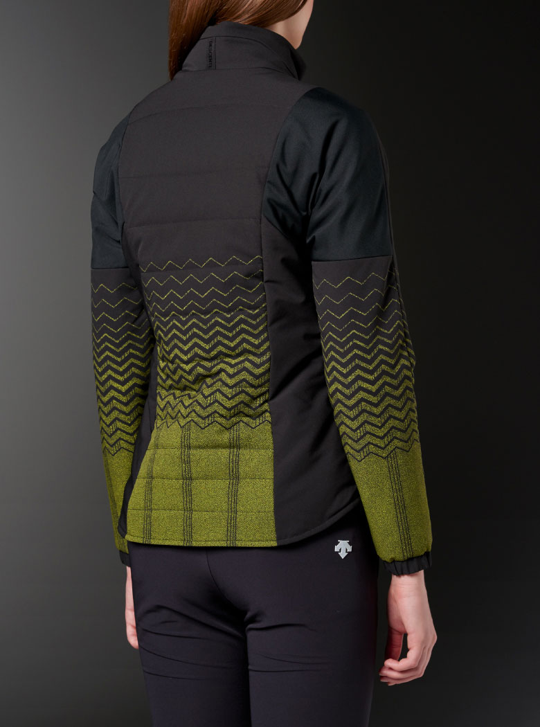 モバイルサーモ 中わたジャケット | デサントゴルフ公式