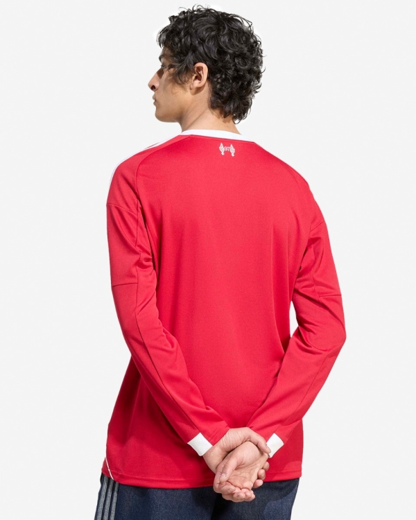 Andy Robertson LFC Shirts & Souvenirs | Official LFC Online Store