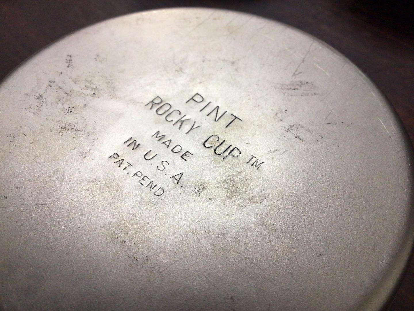 業務日誌（写真：本物のロッキーカップ） | ブログ|中古のアウトドア