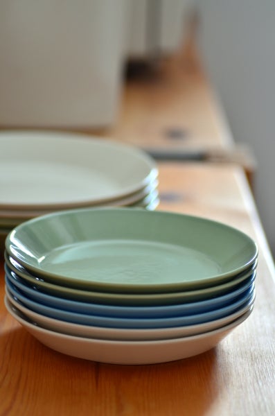 ティーマ プレート（17㎝＆21㎝）とセラドングリーン | モノとコト