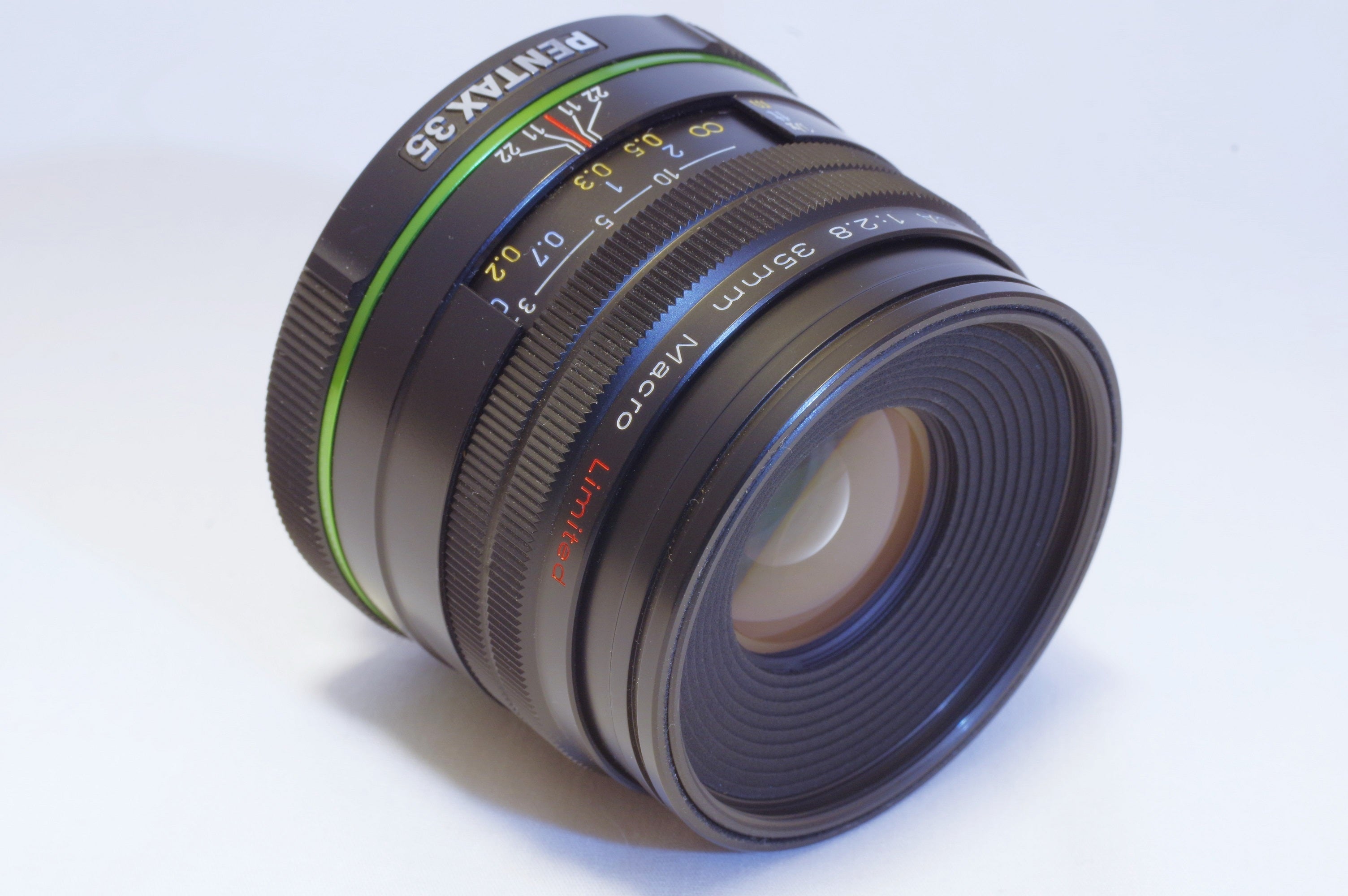 smc PENTAX-DA 35mm F2.8 Macro Limited - 曇りやすいかな