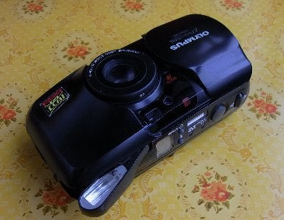 OLYMPUS μ[mju:]、μ[mju:] ZOOM PANORAMA | がらくたカメラで遊ぼ