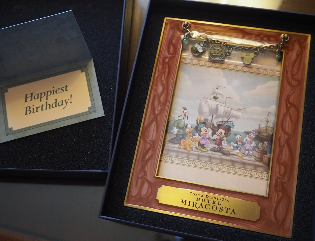 ディズニーホテルでお祝い♡新登場のフォトフレーム✦ฺ₊ | ♡主に娘と