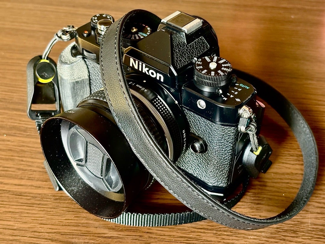 オススメ】Nikon Zfには細い本革ストラップが似合うよね、というお話