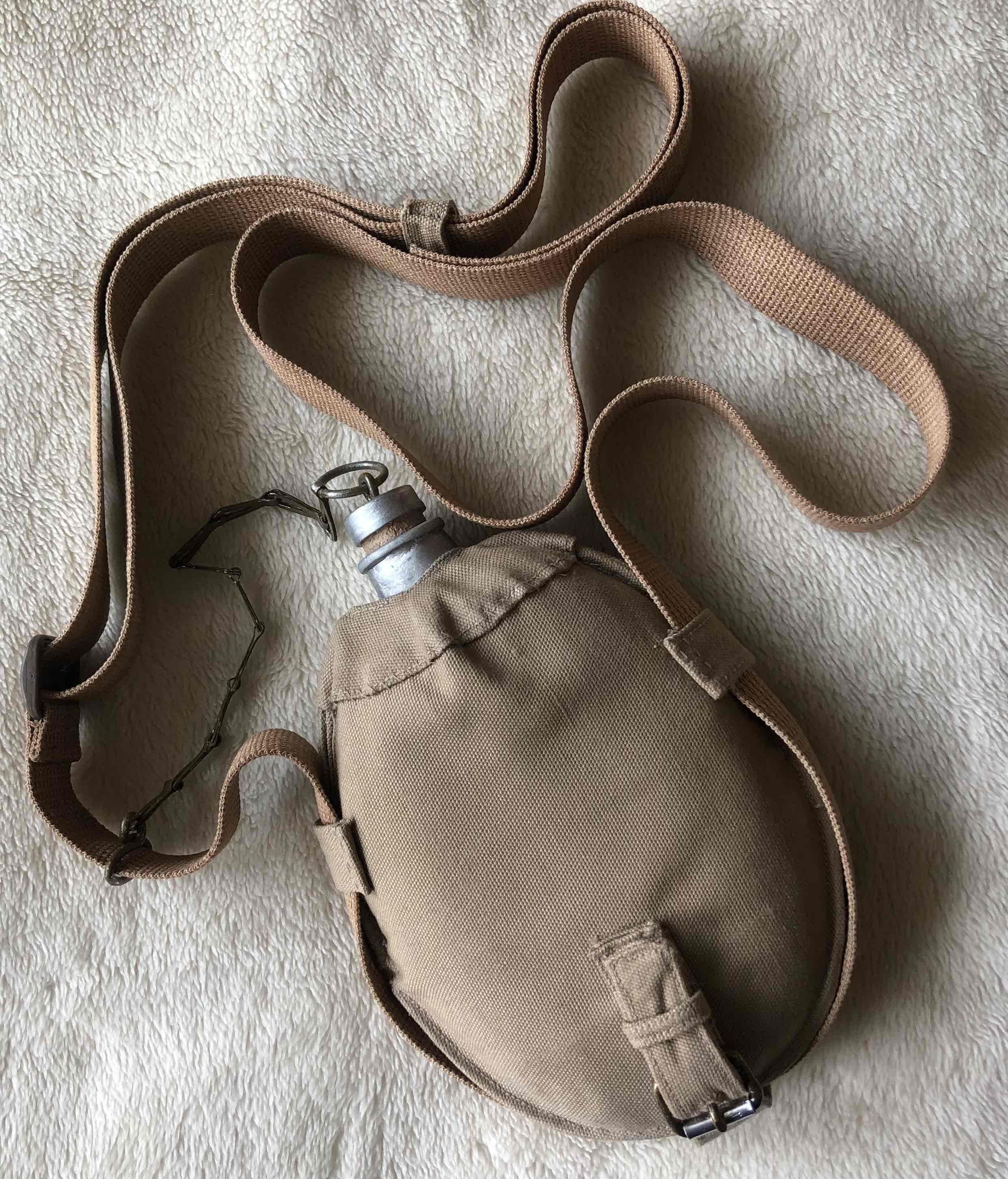 新作】日本海軍 初期型お椀付き水筒 | 軍装 製作 赤とんぼのブログ