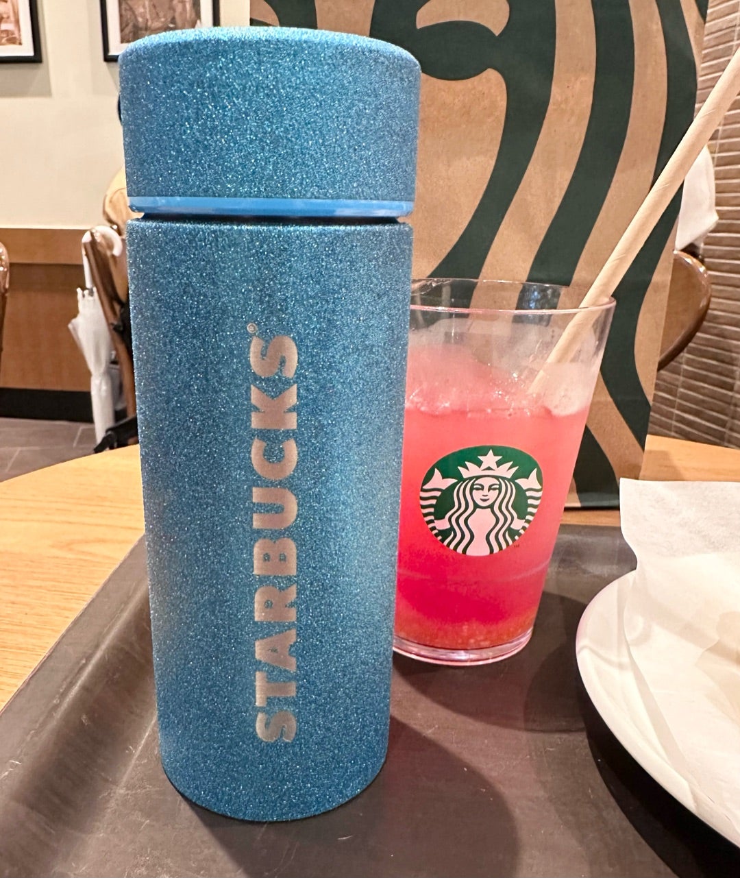 スターバックスでお買い物…ステンレスボトル・グリッターブルー