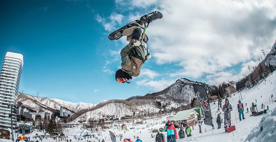 北海道のパウダースノーを初心者でも2時間で満喫できる