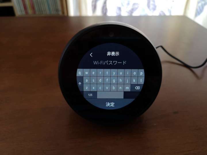 ディスプレイ付きスマートスピーカー「Echo Spot」を買うべき7つの