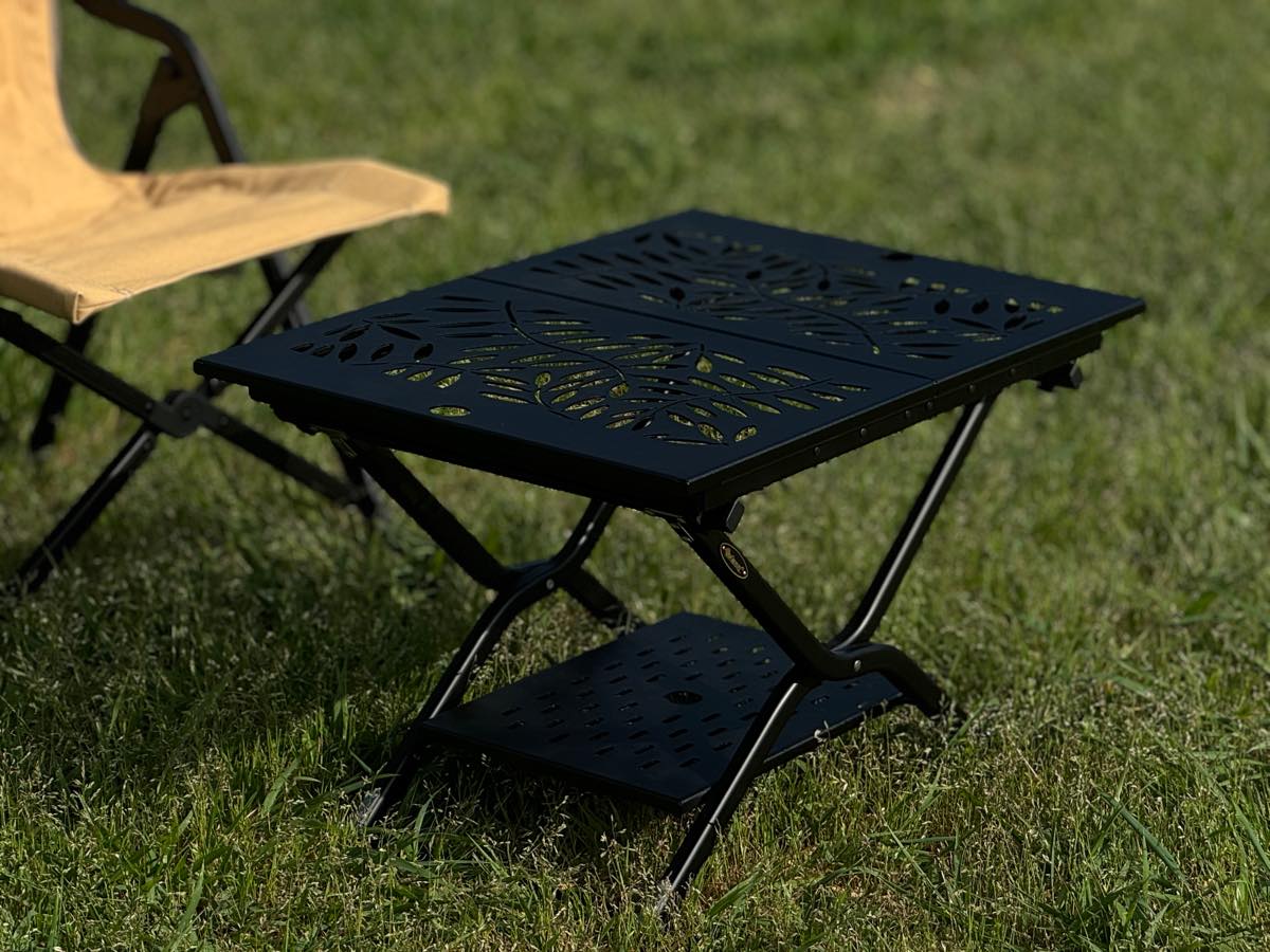 天板がスライドして広くなる！オンウェー「Xテーブル」でキャンプ