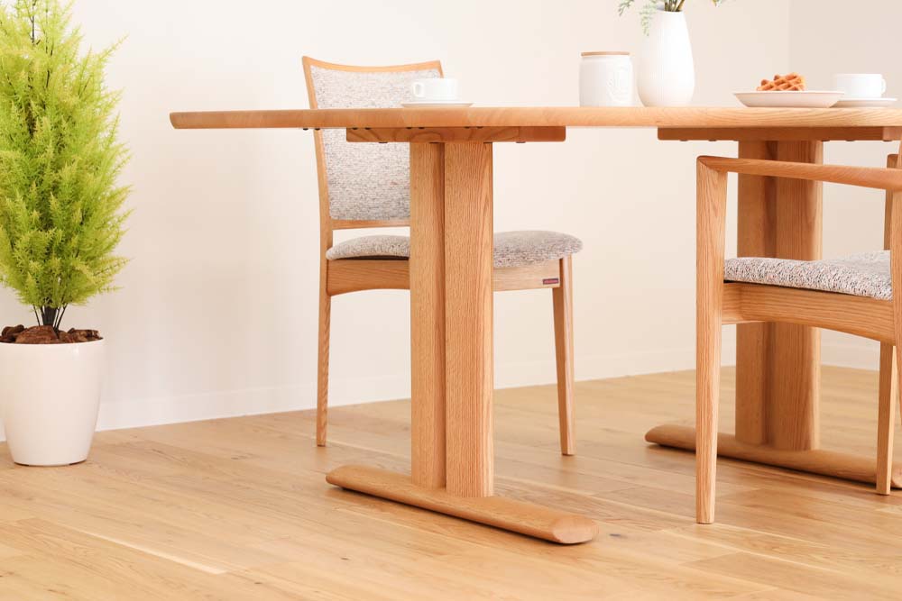 NEO TABLE 変形ロケット形 2本脚 | 【公式】飛騨の家具『株式会社