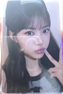 ルセラフィム ウンチェ SPAGHETT hello82 US 限定 トレカB - メルカリ