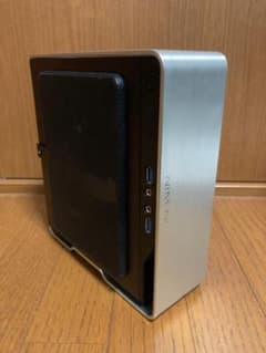 Win11,I5-13500 IN-WIN 自作PC（超小型）ほぼ未使用、動作品 - メルカリ