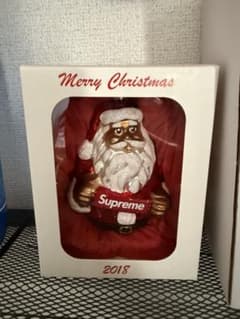 2018 Supreme クリスマス オーナメント サンタクロース - メルカリ