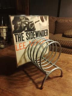 レコードラック ポストモダン レトロポップ スタンド ホルダー