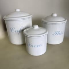 カントリーなホーローキャニスター3個セットD ブルーロゴ - メルカリ