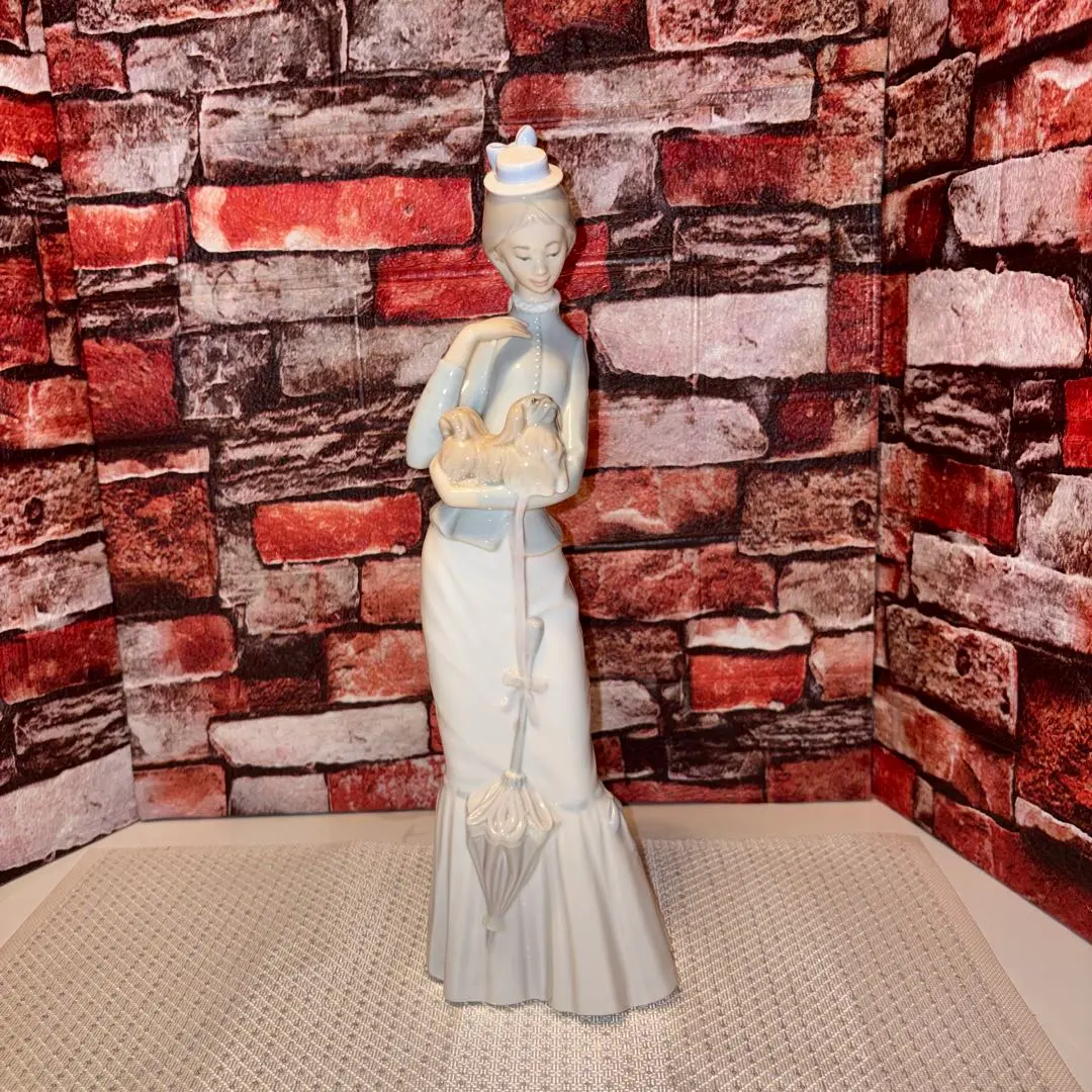 2026年最新】リヤドロ 子犬を抱く貴婦人の人気アイテム - メルカリ