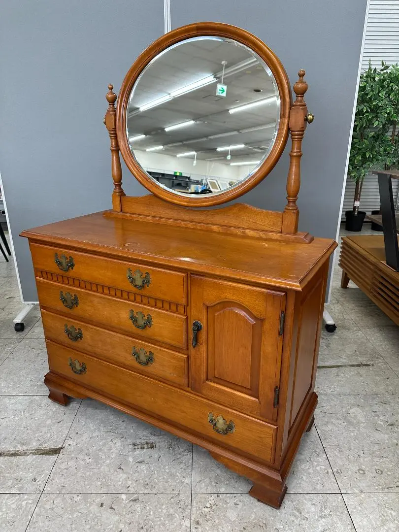 2026年最新】横浜ダニエル ドレッサーの人気アイテム - メルカリ