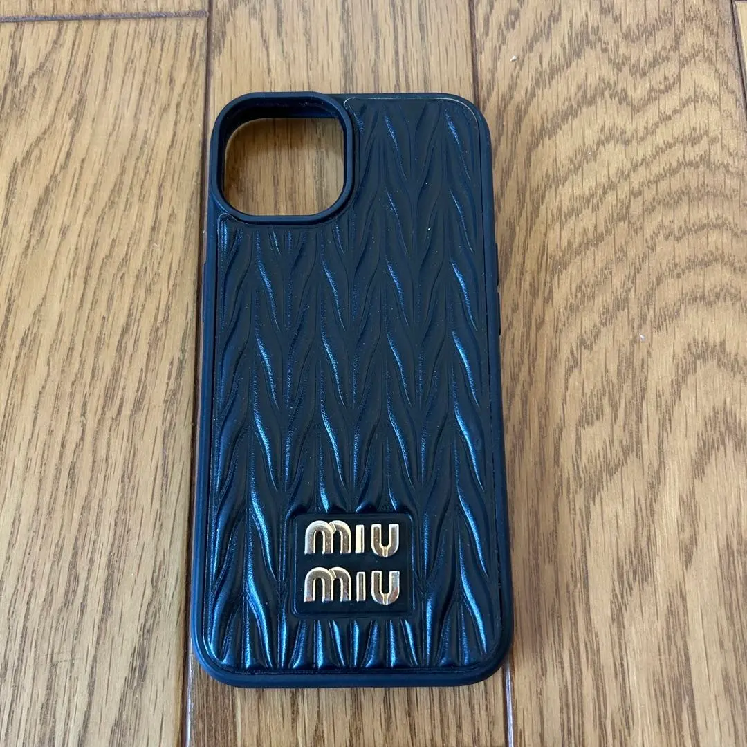 2026年最新】miumiu iphone14proの人気アイテム - メルカリ