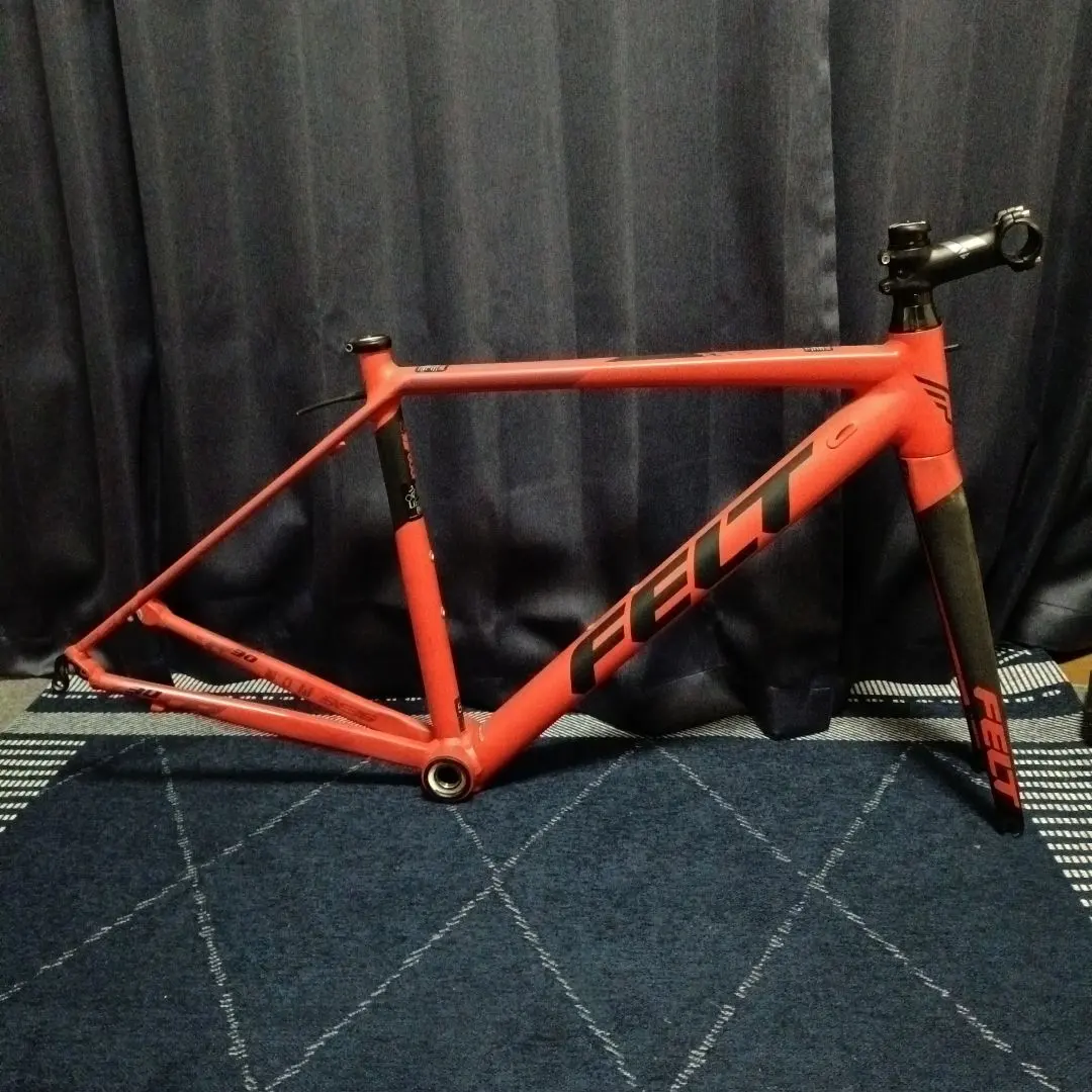 2026年最新】フェルト ロードバイク レッドの人気アイテム - メルカリ