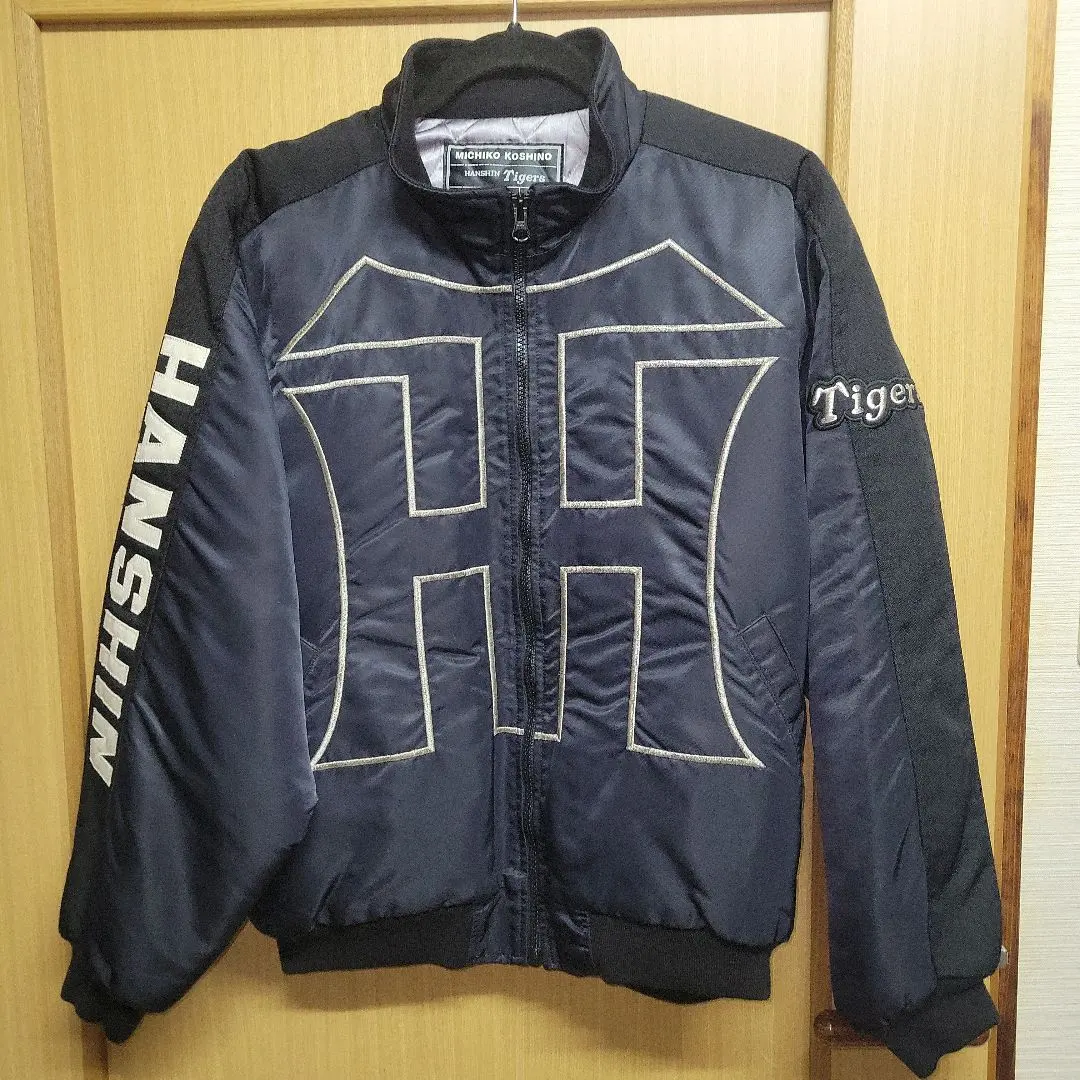 2026年最新】阪神タイガースグランドコートの人気アイテム - メルカリ