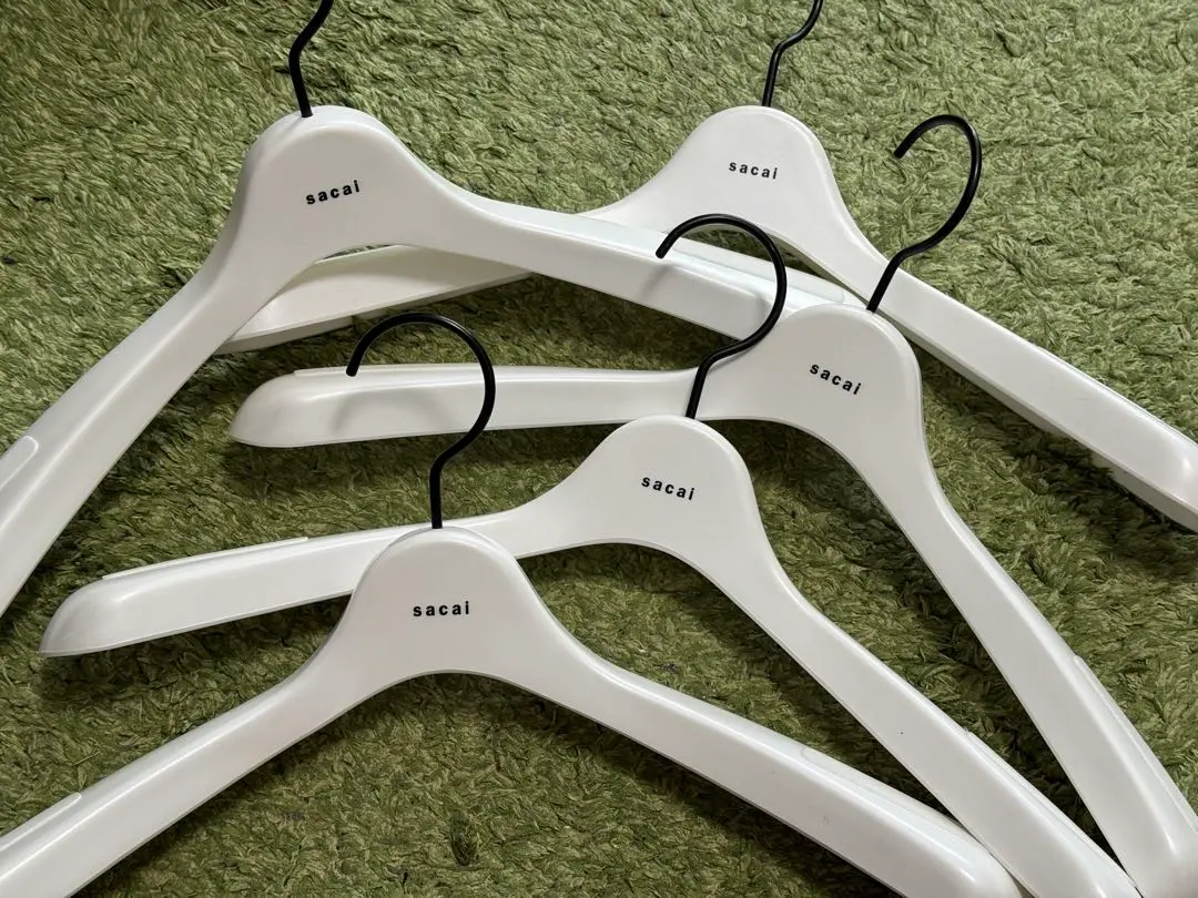 2026年最新】sacai 衣類ハンガーの人気アイテム - メルカリ