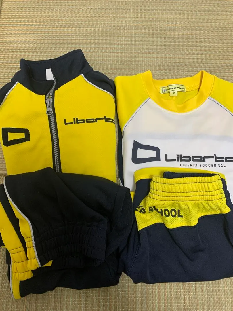 2026年最新】リベルタ ジャージ 115の人気アイテム - メルカリ