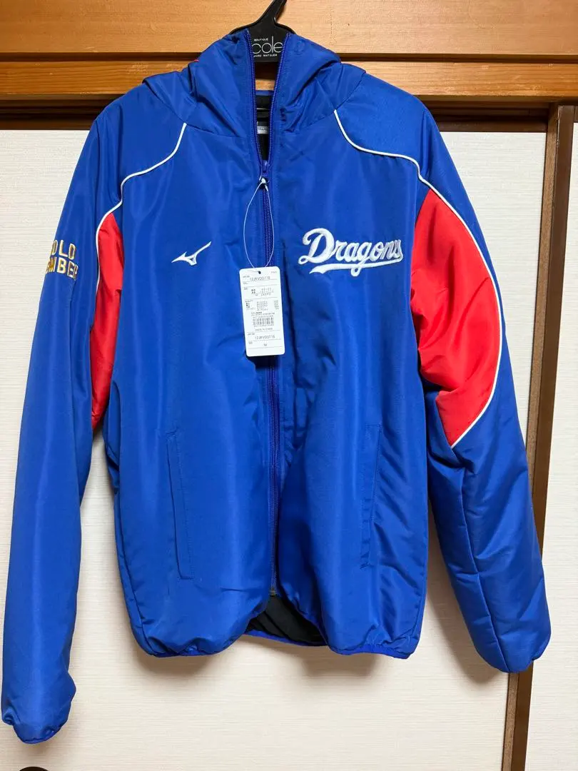 2026年最新】ドラゴンズ ウィンドブレーカーの人気アイテム - メルカリ