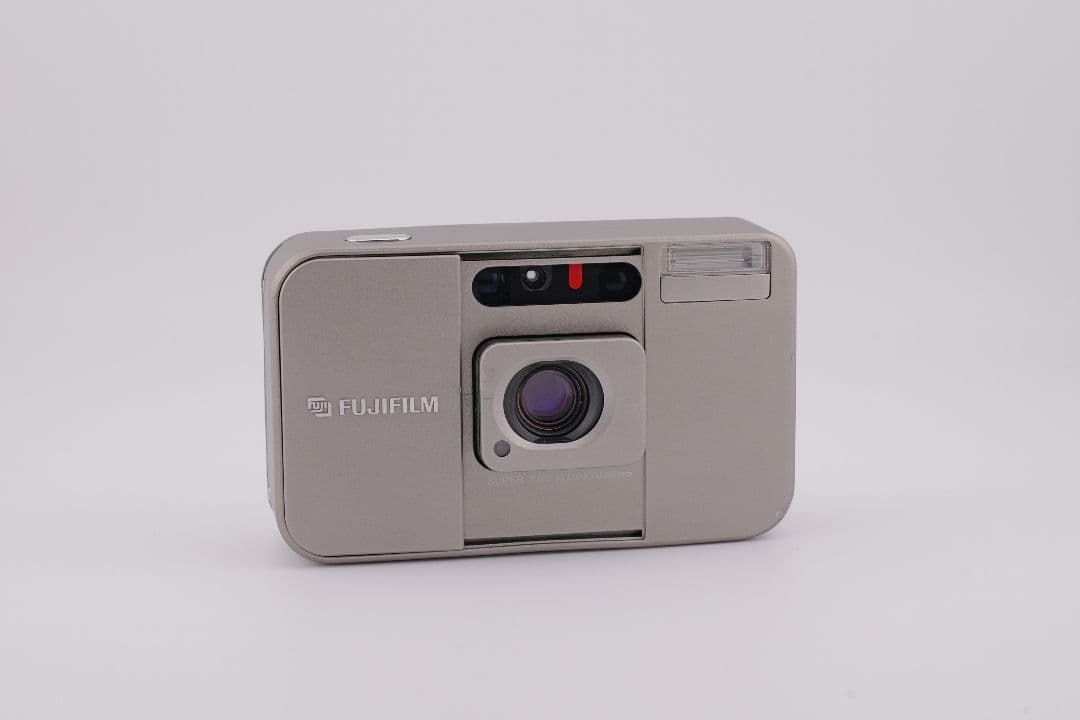 フィルムカメラ FUJIFILM TIARA コンパクトでオシャレなフィルムカメラ「FUJIFILM TIARA Ⅱ」【作例付き】