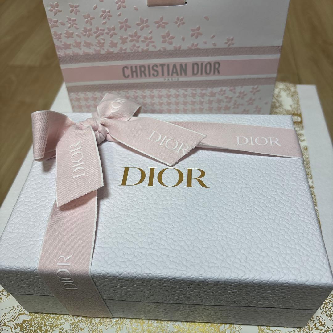 Dior ディオールプラチナ会員 ウェルカムギフト 2025新品未開封 - メルカリ