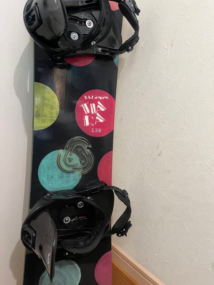 カービング、グラトリ！SALOMON TIARA 138cm 新品バインセット - メルカリ