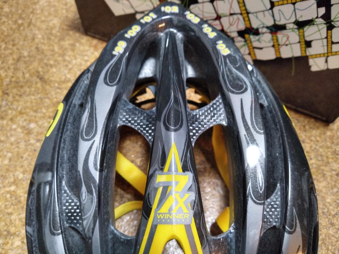 GIRO ジロ ヘルメット アームストロング Lサイズ 中古